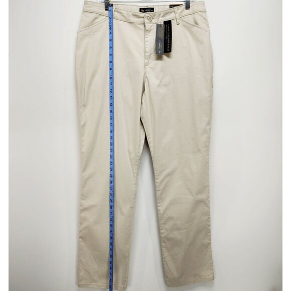 Lee chino pants Womens Relaxed Fit Straight Leg Mid Rise Size 14 Long beige - Picture 4 of 12